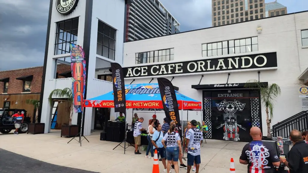 Custom Canopy Pop Up Tent Jeep Expo